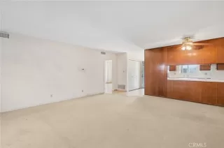 Photo #4: NP26094177 Listing 