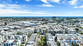 Browse active condo listings in 17 WEST