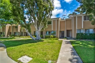 Photo #3: NP26104454 Listing