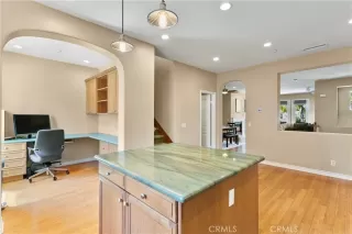 Photo #5: NP26104574 Listing 