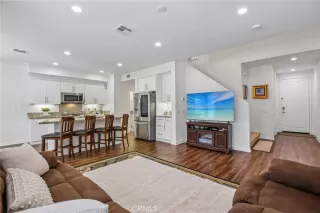 Photo #2: NP26110884 Listing 