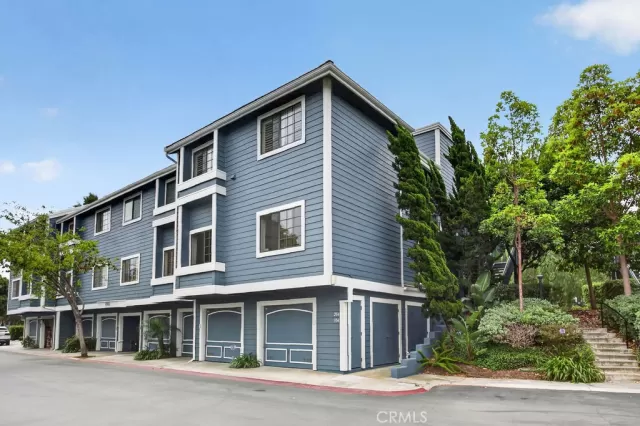 MLS: NP26113278 Condo For Sale