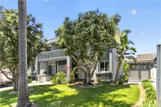 Browse active condo listings in HARBOUR PACIFIC