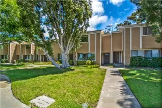 Photo #3: NP26116147 Listing