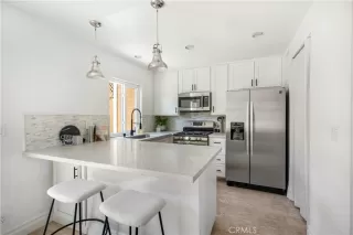 Photo #4: NP26116904 Listing 