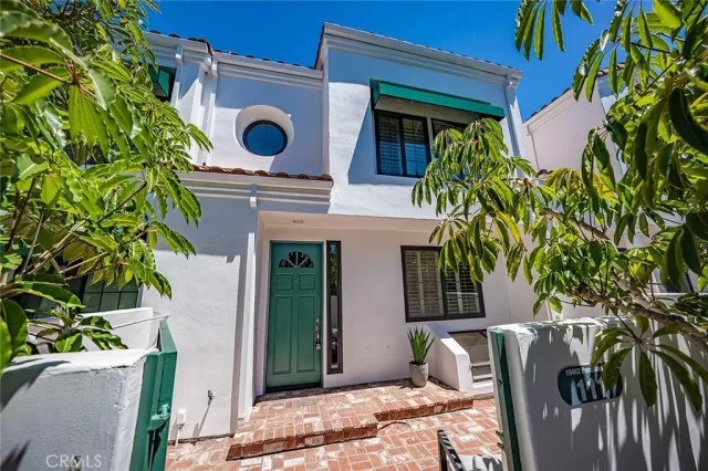 MLS: NP26119094 Condo For Sale