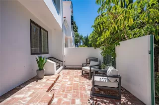 Photo #1: NP26119094 Listing