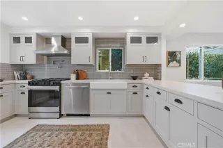 Photo #1: NP26121536 Listing 