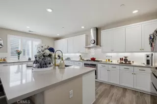 Photo #5: NP26135800 Listing 