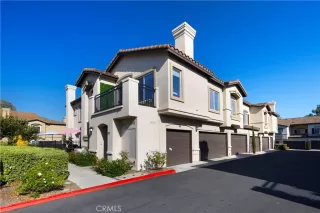 Photo #1: NP26139808 Listing 