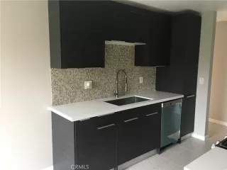 Photo #2: NP26143046 Listing 