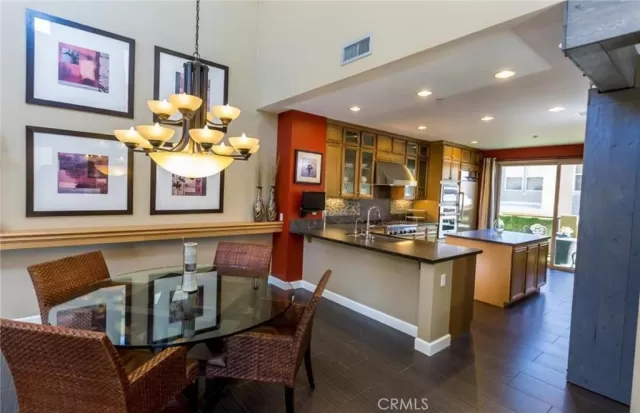 MLS: OC21191972 Condo For Sale