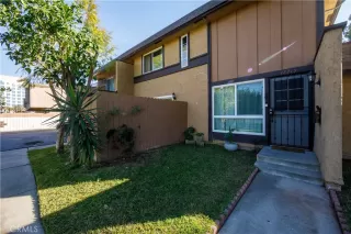 Photo #3: OC22020781 Listing 