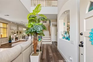 Photo #5: OC22058586 Listing 