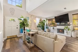 Photo #6: OC22058586 Listing 