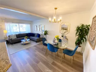 Photo #6: OC22082867 Listing