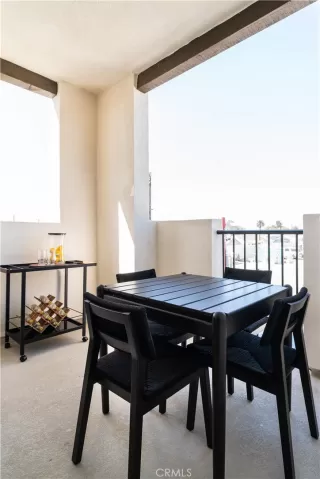 Photo #5: OC22132074 Listing