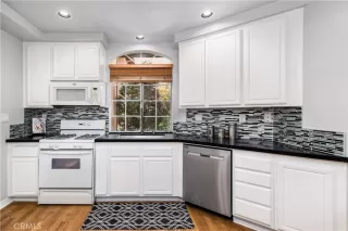 Photo #1: OC22134995 Listing 