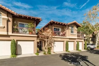 Photo #2: OC22134995 Listing 