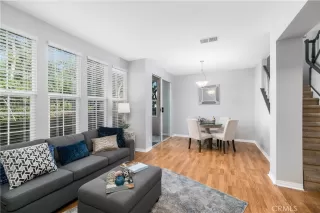 Photo #6: OC22134995 Listing 