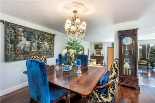 Photo #6: OC22138235 Listing