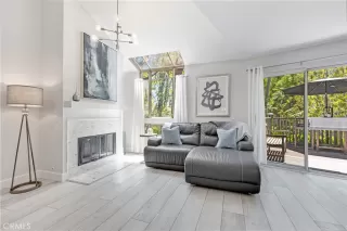 Photo #2: OC22140513 Listing 