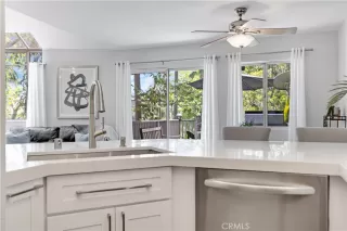 Photo #4: OC22140513 Listing 