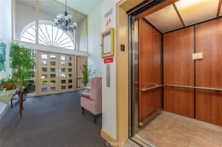 Photo #2: OC22156916 Listing