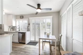 Photo #2: OC22156983 Listing