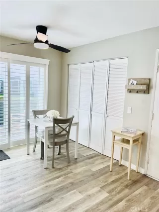 Photo #3: OC22156983 Listing