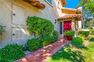 Photo #4: OC22167160 Listing 