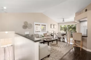 Photo #2: OC22167703 Listing 