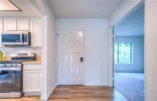 Photo #4: OC22170926 Listing