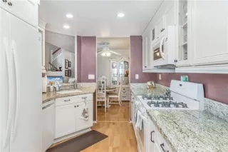 Photo #5: OC22172239 Listing 