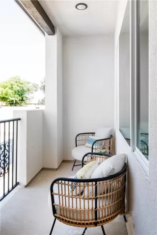 Photo #2: OC22172277 Listing