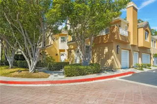 Photo #3: OC22179356 Listing