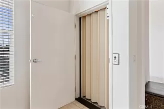 Photo #4: OC22180444 Listing 