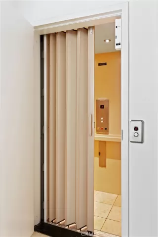 Photo #5: OC22180444 Listing 