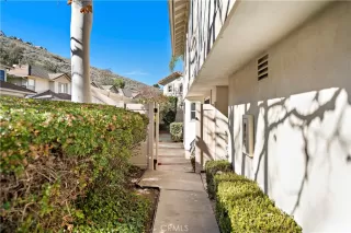 Photo #4: OC22182159 Listing 