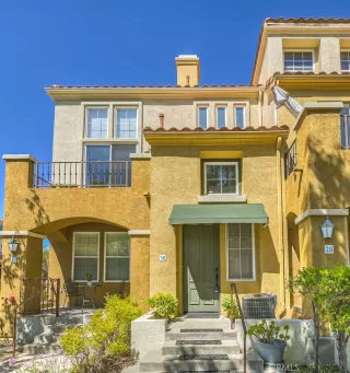 Photo #2: OC22182955 Listing 