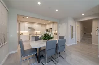 Photo #6: OC22188884 Listing