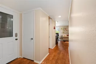 Photo #4: OC22191202 Listing