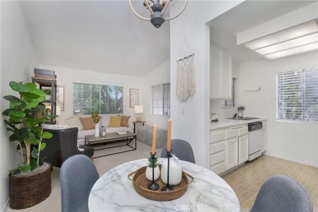 MLS: OC22194074 Condo For Sale