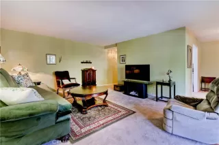 Photo #3: OC22194943 Listing