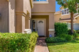 Photo #4: OC22196720 Listing 