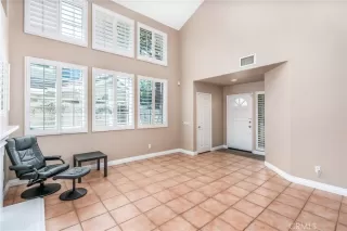 Photo #6: OC22196720 Listing 