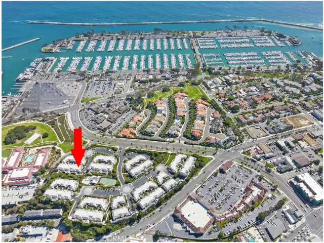 MLS: OC22198890 Condo For Sale