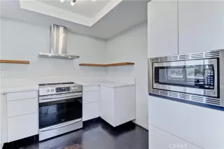 Photo #3: OC22201803 Listing