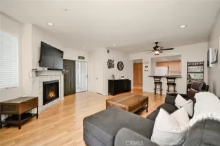 Photo #2: OC22202759 Listing