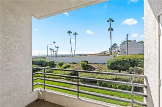 Photo #4: OC22205351 Listing 